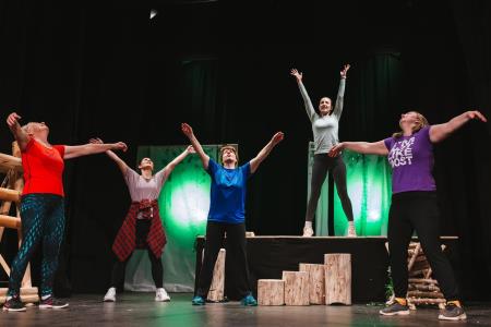 Komedija Delamo na sebi.jpg